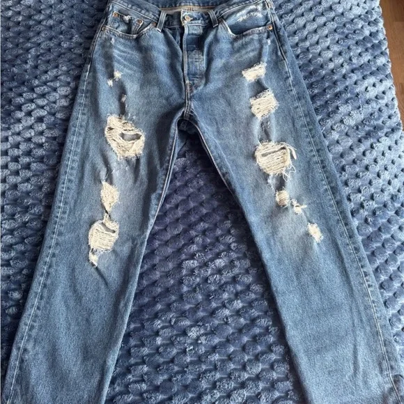 Distressed Blue Jeans - Picture 1 of 3